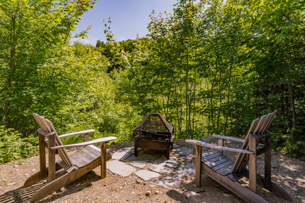 Foyer extérieur  | Refuge N°2